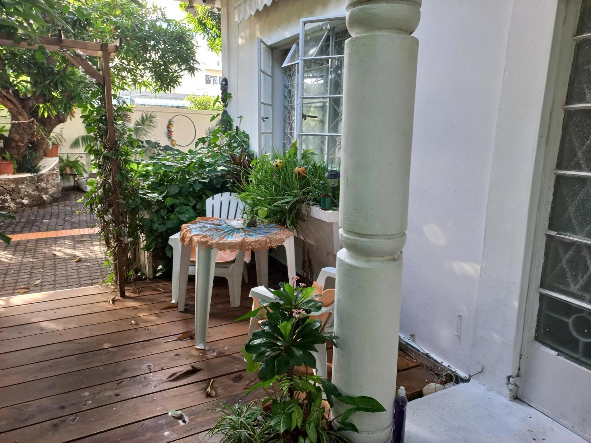 Open Air Café&Apartment Port Louis Exterior foto